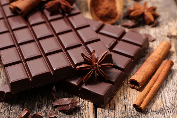 Valentino dienai artėjant: dietologė pataria, kaip išsirinkti sveikatai palankiausią šokoladą